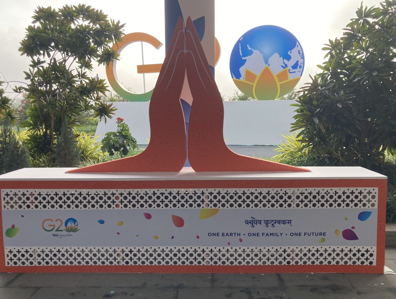 প্ৰথম জি-২০ বিত্তৰ বাবে বেংগালুৰুত প্ৰতিনিধিসকলৰ বাবে পৰম্পৰাগত আদৰণি