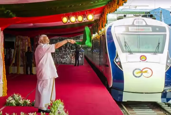 কেৰালাৰ প্ৰথমখন বন্দে ভাৰত ৰে’লৰ ফ্লেগ অফ প্ৰধানমন্ত্ৰী নৰেন্দ্ৰ মোডীৰ…