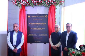 ১৮০০ কোটি টকাৰ টিএমচি অংশীদাৰিত্বৰ অধীনত বিশাখাপট্টনমত কেন্সাৰ ৰোগীৰ চিকিত্সাৰ বাবে ৫৫০ কোটি টকাৰ পুঁজিৰ প্ৰতিশ্ৰুতি আইচিআইচিআই বেংকৰ
