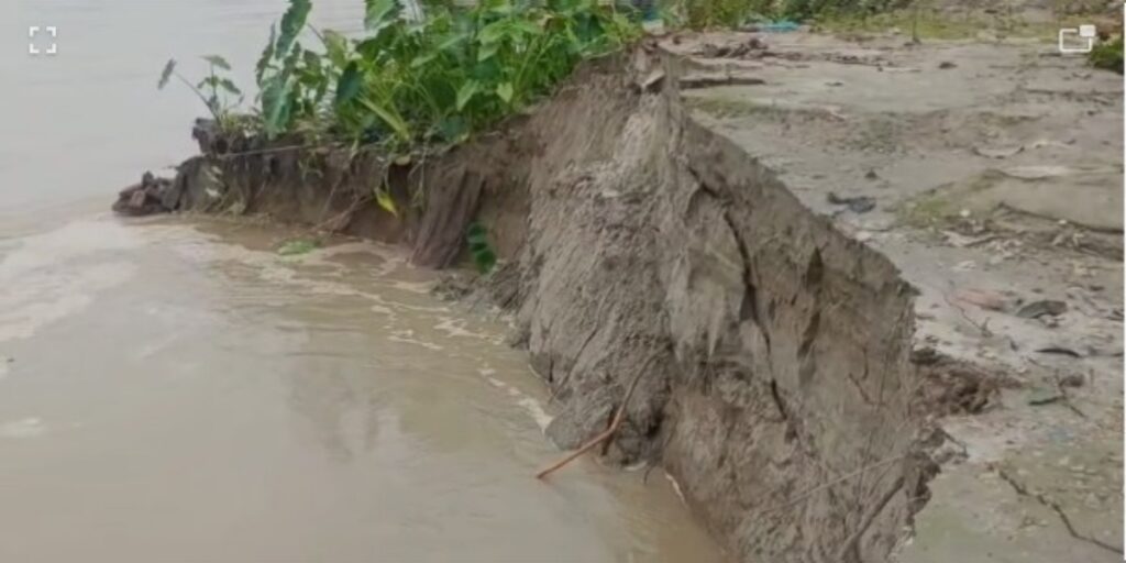 ব্ৰহ্মপুত্ৰৰ কালৰূপ