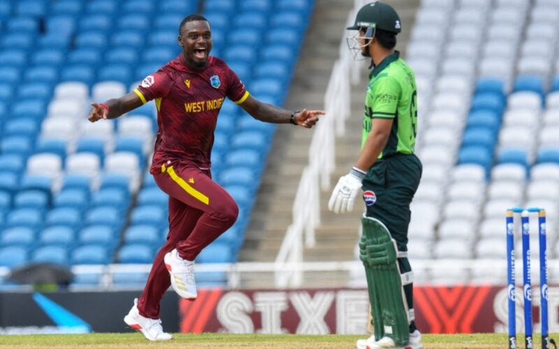 পাকিস্তানৰ বিৰুদ্ধে এদিনীয়া শৃংখলা দখল ৱেষ্ট ইণ্ডিজৰ