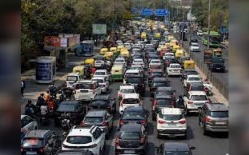 মহানগৰীত যান-বাহন চলাচলকলৈ বিশেষ নিৰ্দেশনা জাৰি কৰিছে যান-বাহন আৰক্ষীয়ে