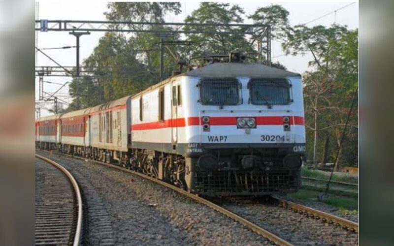 ৰে’ল টিকটৰ দাম বৃদ্ধি