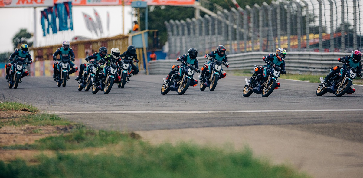 ভাৰতৰ মটৰস্প’ৰ্টছৰ প্ৰতিভাক শক্তিশালী কৰিবলৈ টিভিএছ ৰেচিঙে উন্মোচন কৰিলে পেট্ৰ’নাছ টিভিএছ ইণ্ডিয়া অ’এমচি ২০২৬