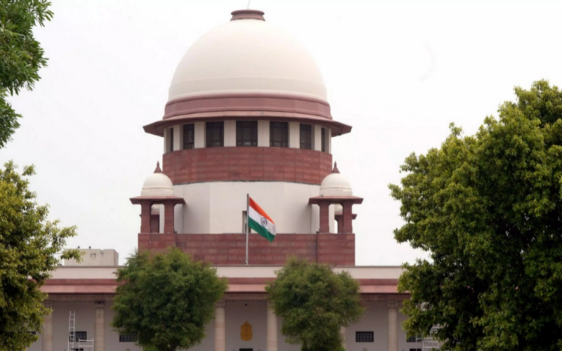 আই-পেক গোচৰত ছুপ্ৰিম শুনানিঃ তদন্তকাৰী সংস্থাৰ কাৰ্যত স্থগিতাদেশ, ২ সপ্তাহৰ ভিতৰত বিচাৰিলে উত্তৰ