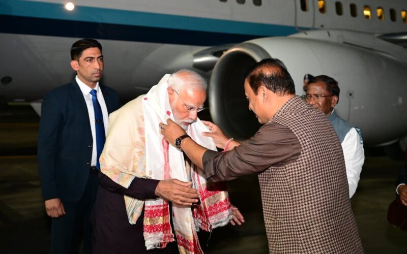 বাগুৰুম্বা দ’হৌৰ বিশাল আয়োজনত প্ৰধানমন্ত্ৰী মোদী: বড়োলেণ্ড এতিয়া শান্তিৰ দ্বীপ বুলি মন্তব্য মুখ্যমন্ত্ৰীৰ