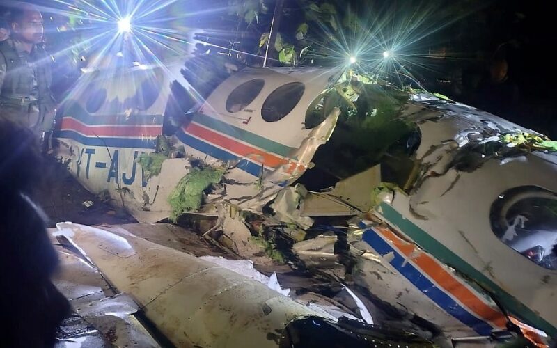 ঝাৰখণ্ডত এয়াৰ এম্বুলেন্স দুৰ্ঘটনাগ্ৰস্ত; ৰোগী আৰু চিকিৎসকসহ ৭ গৰাকী লোকৰ কৰুণ মৃত্যু