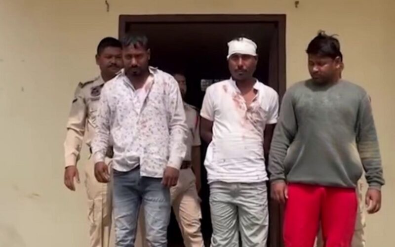 জুবিন ক্ষেত্ৰত সুৰামত্ত যুৱকৰ তাণ্ডৱ; কৰ্তব্যৰত আৰক্ষীক প্ৰহাৰ কৰা ৩ যুৱকক আটক