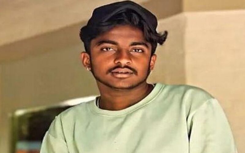 পুত্ৰহাৰা পৰিয়ালৰ মহানুভৱতাৰ নিদৰ্শন; মগজুৰ মৃত্যু হোৱা যুৱকৰ অংগদানে ৰক্ষা কৰিলে বহু জীৱন