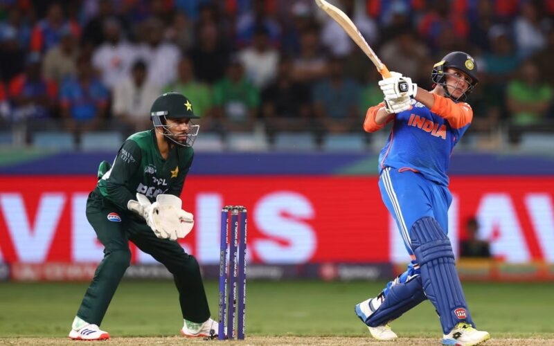 ভাৰতৰ বিৰুদ্ধে টি-২০ বিশ্বকাপ নেখেলে পাকিস্তানে