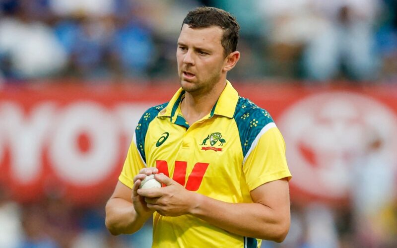 টি-২০ বিশ্বকাপৰ পৰা বাহিৰ জোছ হেজলউড