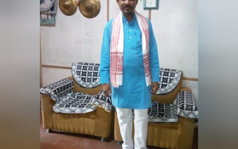 বিশিষ্ট শ্ৰমিক নেতা খৰ্গেশ্বৰ দাসৰ মৃত্যু ; শঙ্কৰদেৱ নেত্ৰালয়ক দান কৰিলে চকুজুৰি