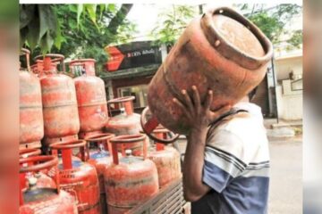দাম বৃদ্ধি পালে এল পি জি ছিলিণ্ডাৰৰ মূল্য