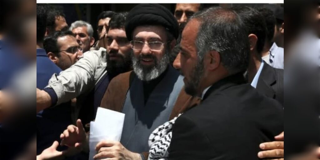 প্ৰয়াত আয়াতুল্লাহ আলী খামেইনীৰ পুত্ৰ মোজতাবা আলী খামেইনীক দেশখনৰ নতুন সৰ্বোচ্চ নেতা হিচাপে নিযুক্তি দিয়ে