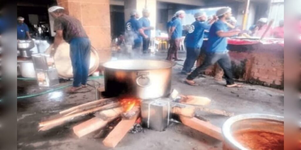 গেছৰ চিলিণ্ডাৰৰ নাটনিয়ে সমগ্ৰ অন্ধ্ৰপ্ৰদেশত খাদ্য ব্যৱসায়ত ব্যাঘাত জন্মাইছে