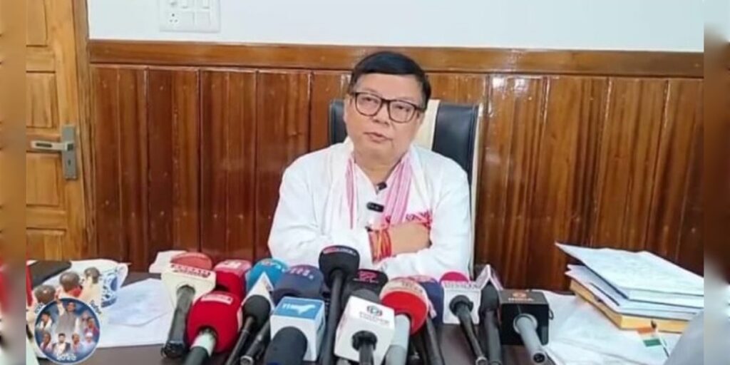 ৰাজনীতিত দলত্যাগৰ জোৱাৰ