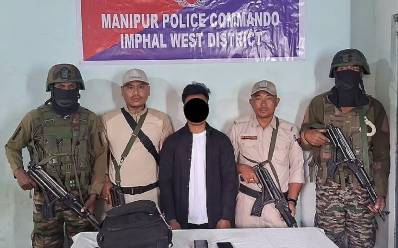 পৃথক অভিযানত মণিপুৰত এনআৰএফএম–ইউএনএলএফৰ ৩ সদস্য গ্ৰেপ্তাৰ