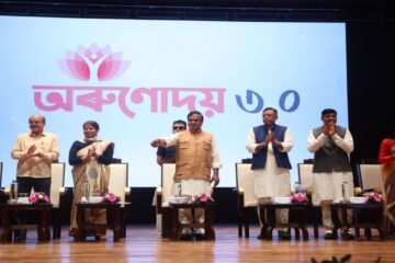 অৰুণোদয় আঁচনিৰ জৰিয়তে ৰাজ্যত চৰকাৰৰ বিশাল বিত্তীয় চমক; ৪০ লাখ মহিলাৰ একাউণ্টত সোমাল ৩৬০০ কোটি টকা