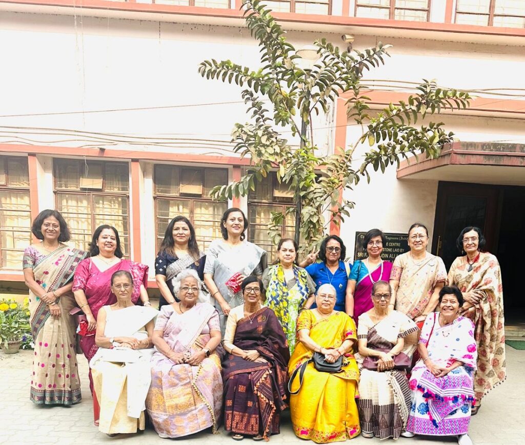 আন্তৰ্জাতিক মহিলা দিৱসত জ্যেষ্ঠ মহিলা অভিযন্তাক সম্বৰ্ধনা অসম মহিলা অভিযন্তা সংস্থাৰ