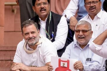 পশ্চিম এছিয়াৰ যুদ্ধত বিধ্বস্ত হ’ব পাৰে ভাৰতৰ অৰ্থনীতিঃ সংসদত আশংকা ৰাহুল গান্ধীৰ