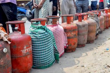 ৰন্ধন গেছৰ বৰ্ধিত মূল্যৰ বিৰুদ্ধে কংগ্ৰেছৰ ৰণশিঙা; ৰাজ্যজুৰি প্ৰতিবাদৰ কাৰ্যসূচী ঘোষণা এপাচিচিৰ