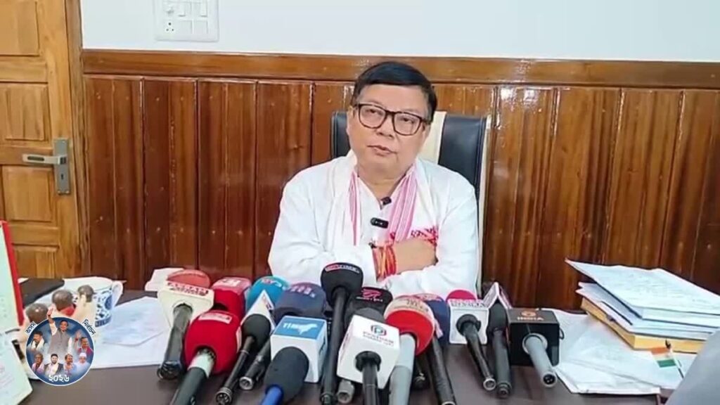 মুখ্যমন্ত্ৰীৰ মন্তব্যক খণ্ডন দেৱব্ৰত শইকীয়াৰ; সাম্প্ৰদায়িক ৰাজনীতি নাকচ