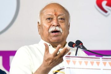 আধিপত্য বিস্তাৰৰ লালসাই বিশ্বত যুদ্ধৰ পৰিৱেশ সৃষ্টি কৰিছেঃ মোহন ভাগৱত