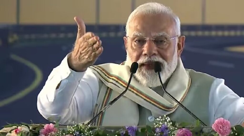 নিৰ্বাচনী পৰাজয়ৰ ‘চেঞ্চুৰী’ কৰিব কংগ্ৰেছেঃ কাছাৰৰ জনসভাৰ পৰা প্ৰধানমন্ত্ৰী মোদীৰ তীব্ৰ কটাক্ষ