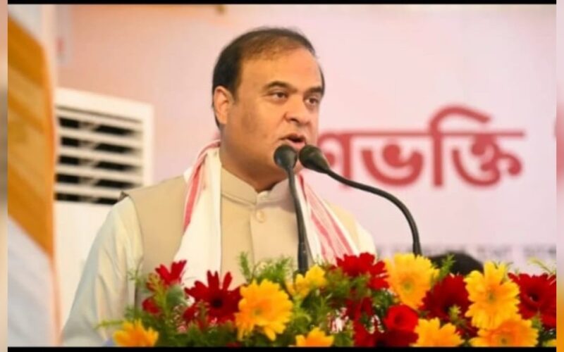 প্ৰতিটো পৰিয়াললৈ দুটাকৈ ফ্ৰী চিলিণ্ডাৰৰ প্ৰদান কৰিব