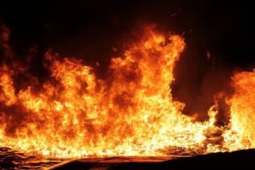 সোণাৰিত ভয়ংকৰ অগ্নিকাণ্ড! জীৱন্তে অগ্নিদগ্ধ হৈ মৃত্যু চাৰি বছৰীয়া কণমানিৰ