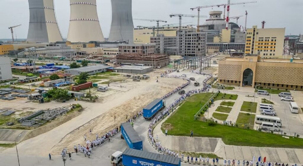 ৰূপপুৰ পাৰমাণৱিক প্ৰকল্পত নতুন অধ্যায়; ইন্ধন ভৰোৱাৰ প্ৰক্ৰিয়া আৰম্ভ বাংলাদেশত