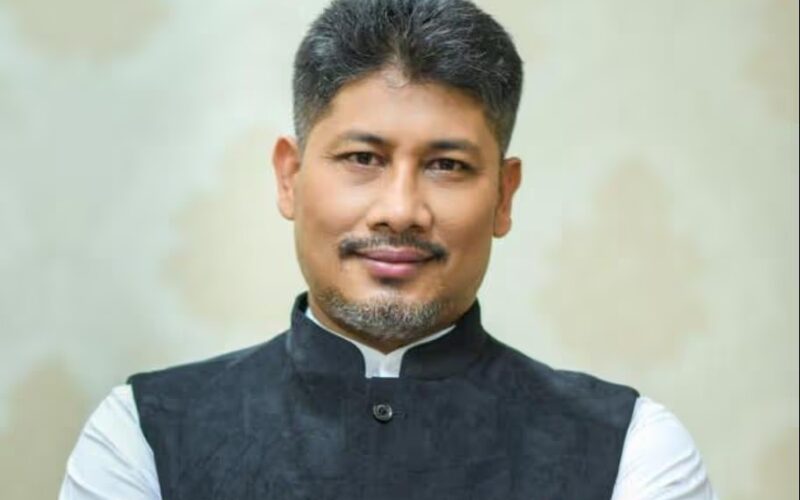 অসমত উন্নয়নৰ অৰ্থই হৈছে মোদী আৰু হিমন্তঃ জাগীৰোডত পীযুষ হাজৰিকাৰ মন্তব্য