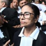 এইবাৰ অধিবক্তাৰ ৰূপত মমতা বেনাৰ্জী