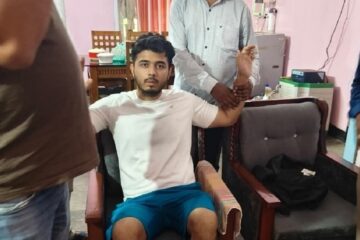 লাখিমপুৰত জালত এ পি এছ চি টপাৰ; ঘোচ লৈ হাতে-লোটে ধৰা পৰিল বন বিষয়া শিৱাশীষ শাণ্ডিল্য