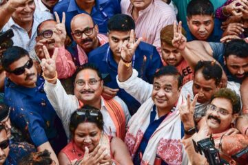 অসমত নতুন চৰকাৰ গঠনৰ ক্ষণগণনা, ১২ মে’ৰ শপত গ্ৰহণৰ বাবে সাজু খানাপাৰা