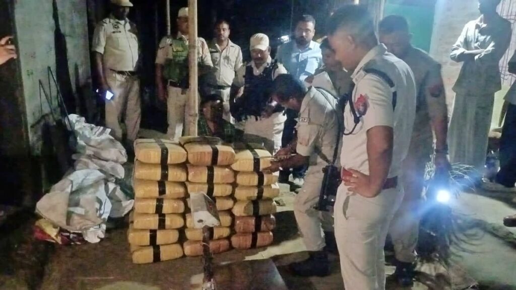 তিনিচুকীয়াত বৃহৎ পৰিমাণৰ গাঞ্জা জব্দ; আৰক্ষীৰ জালত কুখ্যাত সৰবৰাহকাৰী পোনাকণ দাস