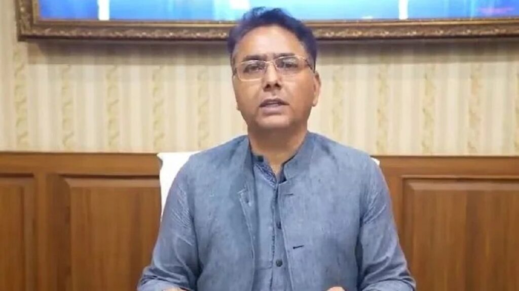 পাঞ্জাবত ই ডিৰ অভিযানক লৈ উত্তপ্ত ৰাজনীতি; আম আদমি পাৰ্টিৰ ৰাজ্যিক সভাপতি আমন আৰোৰাক লৈ বিতৰ্ক