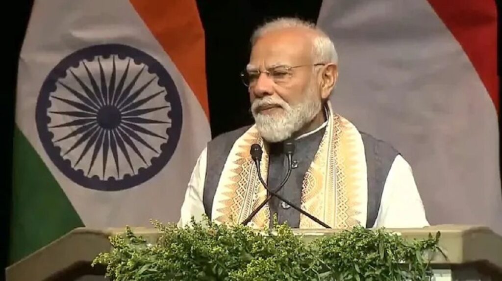 নেদাৰলেণ্ডত বিশ্বৰ সন্মুখত ভাৰতৰ চাৰিটা বৃহৎ লক্ষ্য ঘোষণা প্ৰধানমন্ত্ৰী মোদীৰ