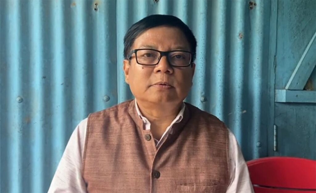 বিজেপিত যোগদানৰ চৰ্চাক উৰাবাতৰি বুলি আখ্যা দেৱব্ৰত শইকীয়াৰ; ৰাজ্য চৰকাৰ আৰু মুখ্যমন্ত্ৰীক তীক্ষ্ণ সমালোচনা