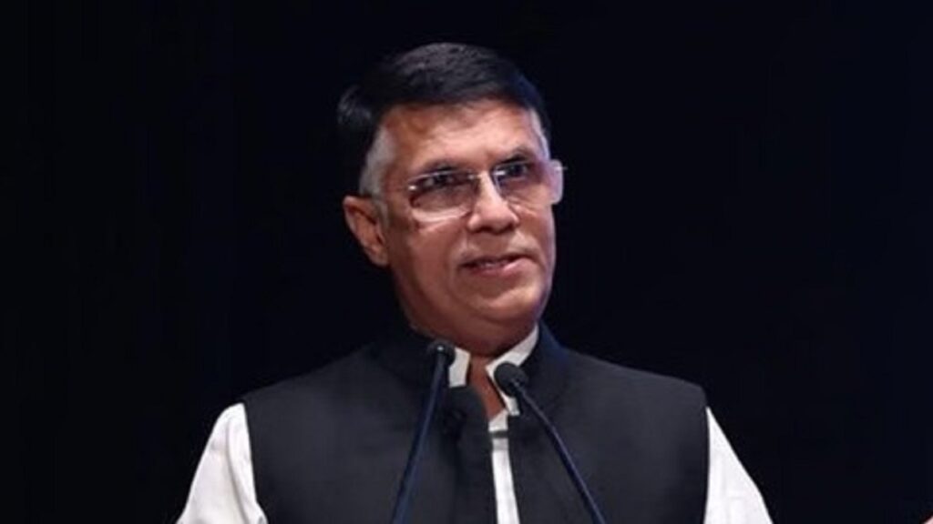 উচ্চতম ন্যায়ালয়ৰ ৰায়ত মুখ ঠেকেচা খালে অসমৰ মুখ্যমন্ত্ৰীয়েঃ আগতীয়া জামিন লাভ কৰি মন্তব্য পৱন খেৰাৰ