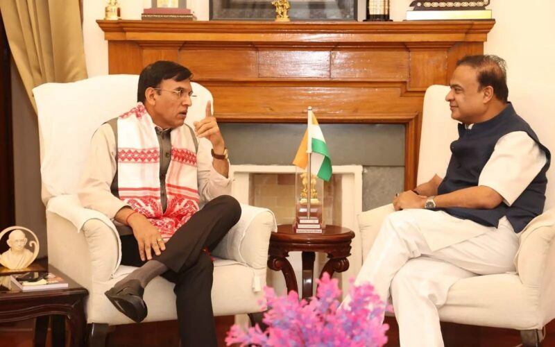 ৰাজ্যৰ ক্ৰীড়া আন্তঃগাঁথনিক লৈ আলোচনা: নতুন দিল্লীত কেন্দ্ৰীয় মন্ত্ৰী মনসুখ মাণ্ডবীয়ৰ সৈতে বৈঠক মুখ্যমন্ত্ৰীৰ
