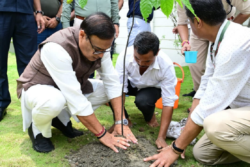 বৃক্ষৰোপণত অসমৰ অভিলেখ; বিশ্ব পৰিৱেশ দিৱসত ৮ ঘণ্টাতে ৰোপণ ১.২ কোটিৰো অধিক পুলি