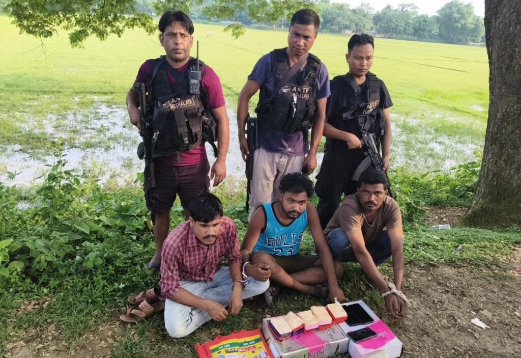 মেঘালয়ত ড্ৰাগছ বিৰোধী অভিযান; ড্ৰাগছসহ আটক গোৱালপাৰাৰ তিনি সৰবৰাহকাৰী