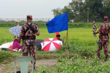 সীমান্তৰ ন’ মেনছ লেণ্ডত ৭৫ ঘণ্টাতকৈ অধিক সময় ধৰি আবদ্ধ ৯ বাংলাদেশী নাগৰিক