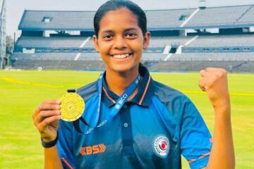 মাত্ৰ ১২৬ বলত অপৰাজিত ৩০৬ ৰানৰ ইংনিছ খেলি ক্ৰিকেট দুনীয়াত ধুমুহা ১৫ বৰ্ষীয় অক্ষৰাৰ