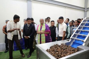 মেঘালয়ত উত্তৰ-পূৰ্বাঞ্চলৰ সৰ্ববৃহৎ জৈৱিক মছলা প্ৰক্ৰিয়াকৰণ কেন্দ্ৰৰ শুভাৰম্ভ বিত্তমন্ত্ৰী নিৰ্মলা সীতাৰমণৰ