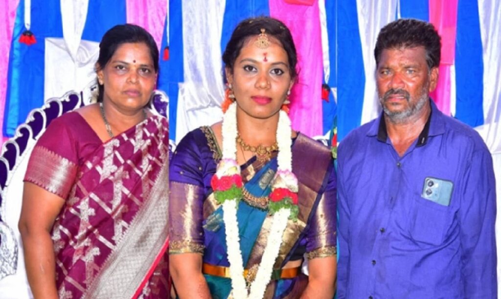 মৰ্মান্তিক! বিয়াৰ এদিন পূৰ্বে কইনাসহ চৰম সিদ্ধান্ত পিতৃ-মাতৃৰ, কৰ্ণাটকত চাঞ্চল্য