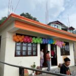 দুখীয়া গৃহ আঁচনি: মন্ত্ৰী ভীম হাং লিম্বুৱে ৫০ হিতাধিকাৰীক ঘৰৰ চাবি প্ৰদান
