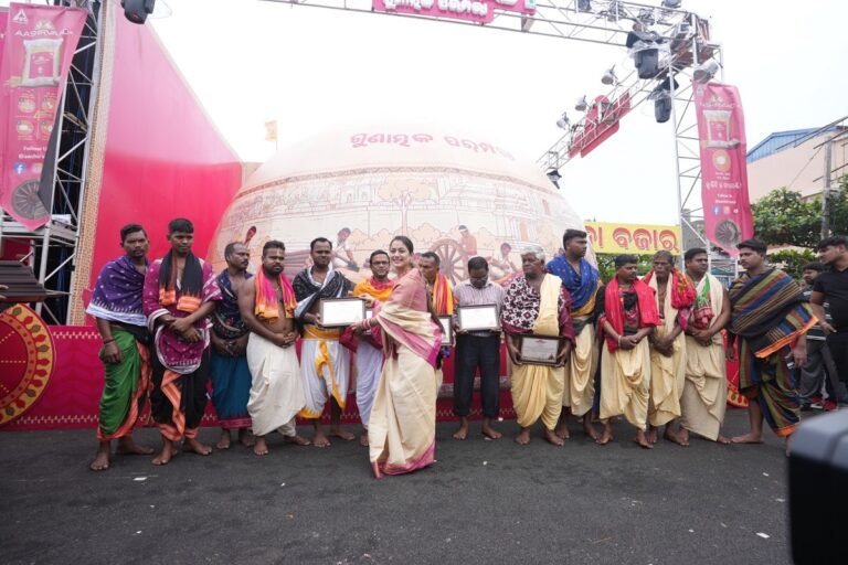 গুণাত্মক পৰম্পৰা অভিযানৰ জৰিয়তে সাংস্কৃতিক সংযোগ সুদৃঢ় কৰিছে আশীৰ্বাদে