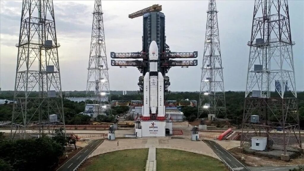 ইছৰ’ৰ পৰা ১২০ ৰো অধিক বিজ্ঞানী-গৱেষকৰ পদত্যাগ